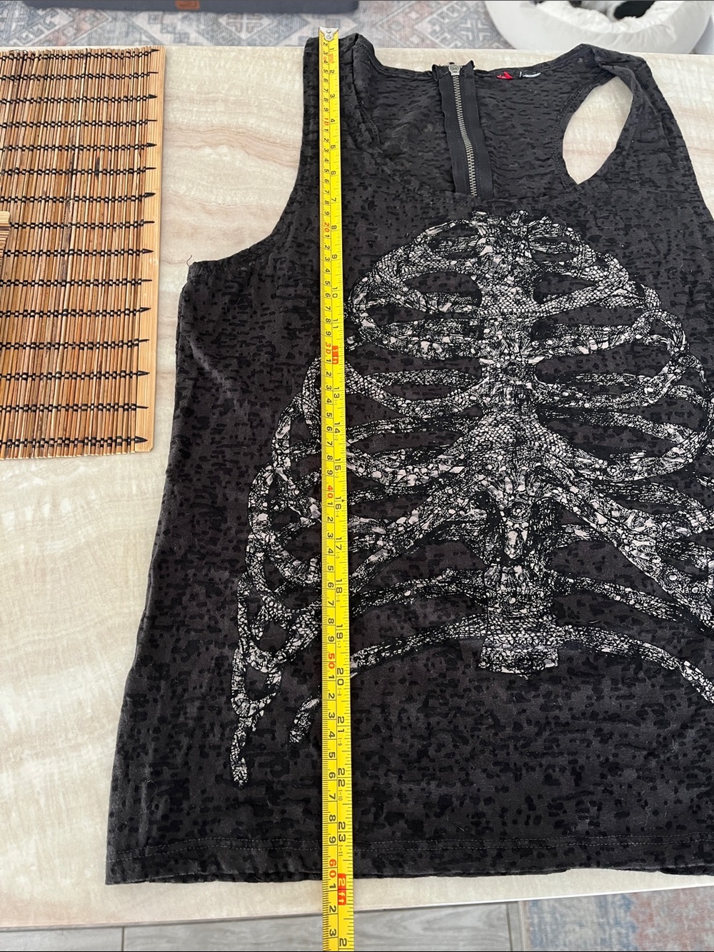 3 for $15 Skeleton rib cage tank - Picture 7 of 7